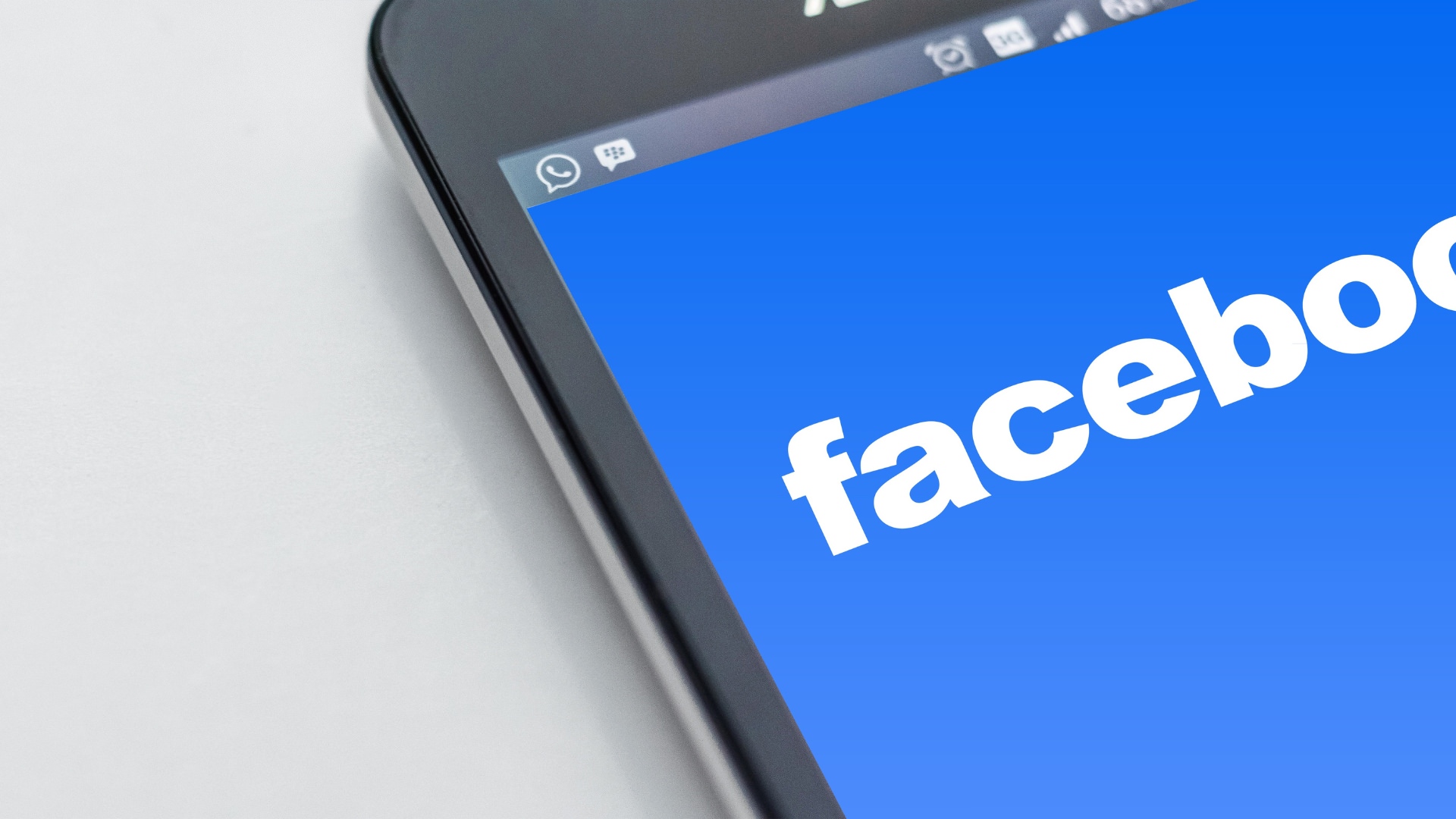 Jak zwiększyć zasięg swojego fanpage'a na Facebooku?